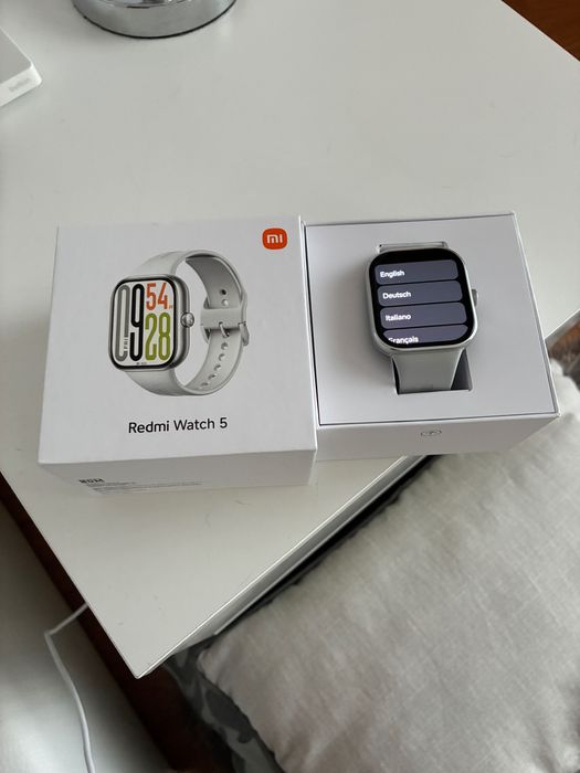Xiaomi Redmi 5 smartwatch