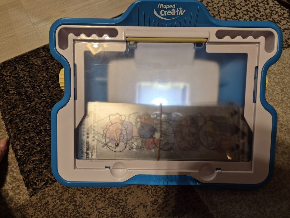 Podświetlana tablica do rysowania Lumi