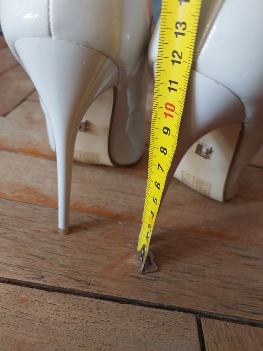 Туфлі на підборах Lost ink