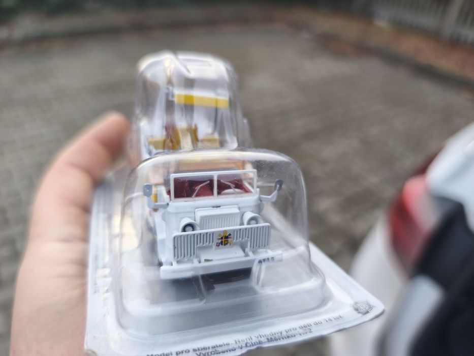 Star 660 Papamobile - Kultowe auta PRL-u, skala 1:72, DeAgostini, NOWY