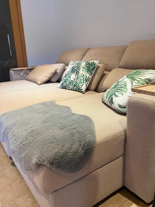 Sofa chase longue cama encosto rebativel alomfadas c garantia 270 cm