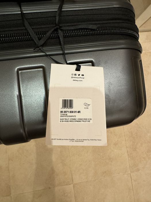 Delsey нова велика валіза XL 82/51/32