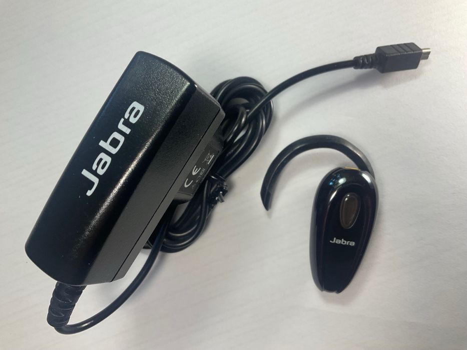 Bluetooth гарнітура Jabra.