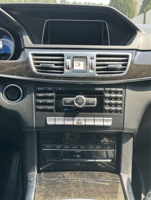 Mercedes  E300 Hybrid Bluetec