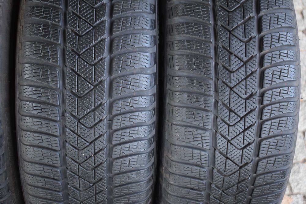 MERCEDES AMG E W213 T213 COUPE C238 CLE C236 MO Pirelli 18 cali zima