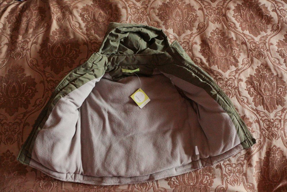 Жилетка, жилет новый, классного качества Bambus  р.122