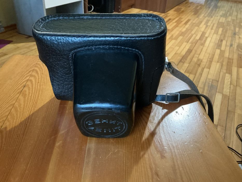 Фотоапарат часів СРСР Zenit E