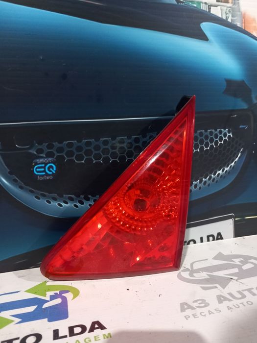 Farolim direito Peugeot 3008