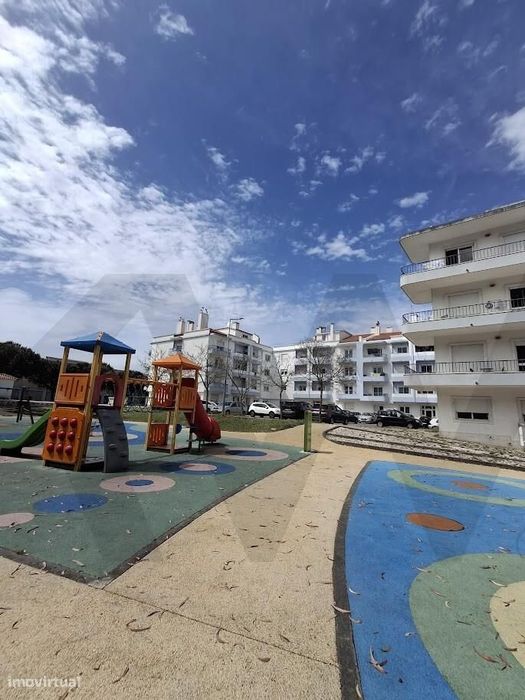 Apartamento T3, com possibilidade de +1, em praceta familiar e privil — Algueirão-Mem Martins, Lisboa