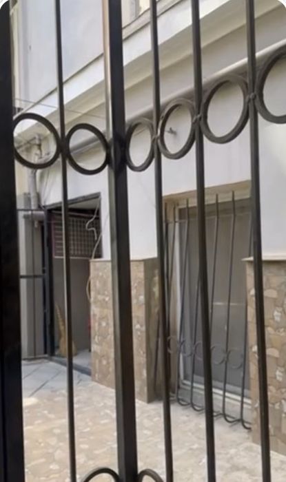 Продам 4 к. квартиру в центре Одессы, возле Соборной площади и Дерибасовской.