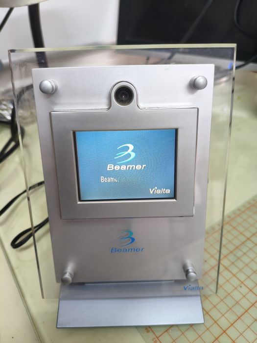 Vialta Beamer Phone Video Station