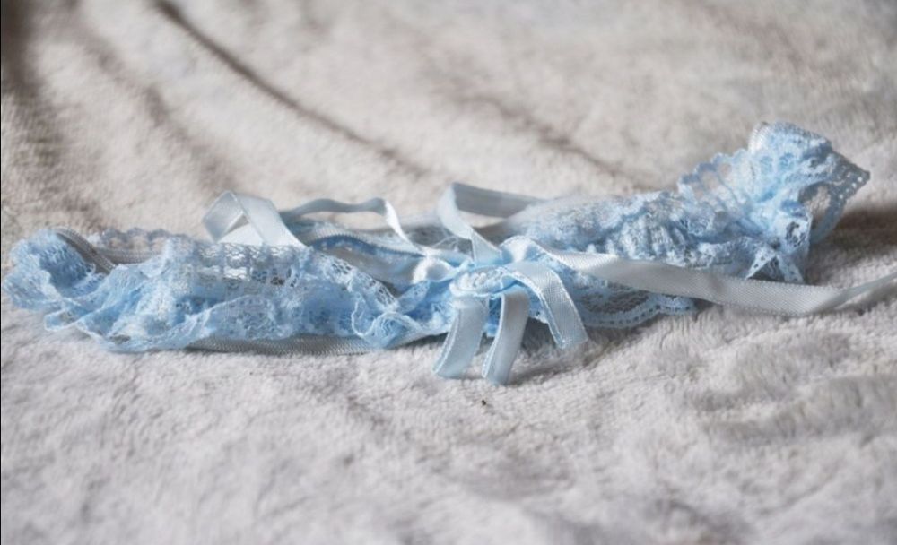 Błękitna podwiązka