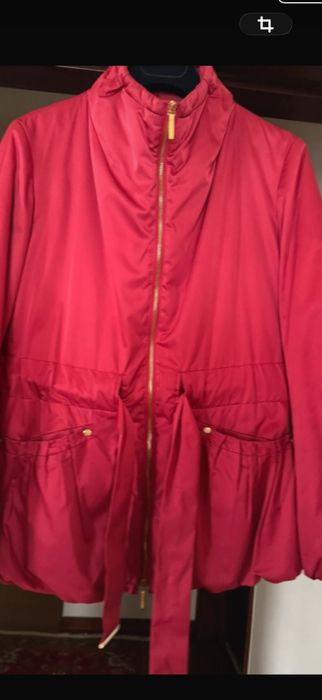 Casaco Carolina Herrera. Vermelho ( especial) muito bonito.