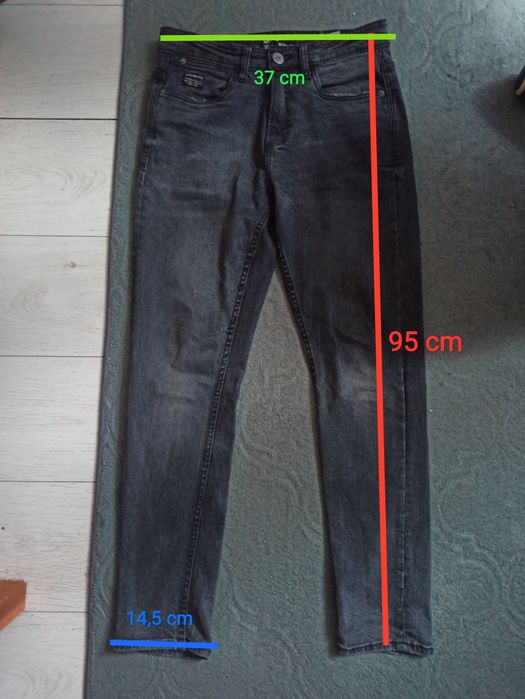 Czarne Jeansy z Sinsay