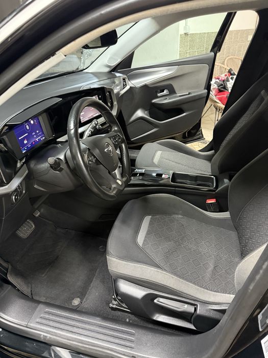 OPEL  MOCA   e  2022