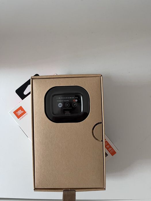 Auriculstes JBL  Live Buds 3 cancelamento de ruido , com visor