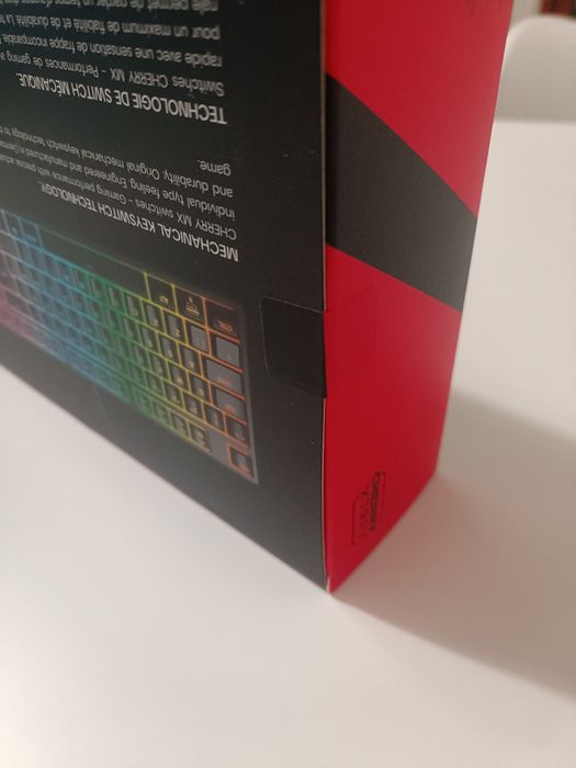 Teclado Mecânico Cherry K4V2