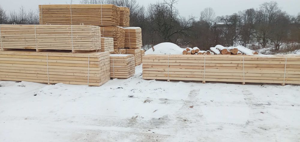 Пиломатиріал в наявності на дах, з доставкою
