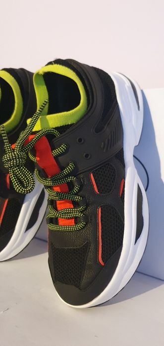Sneakersy nowe modne sportowe rozmiar 40