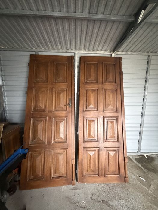 Drzwi zewnetrze debowe dwuskrzydlowe