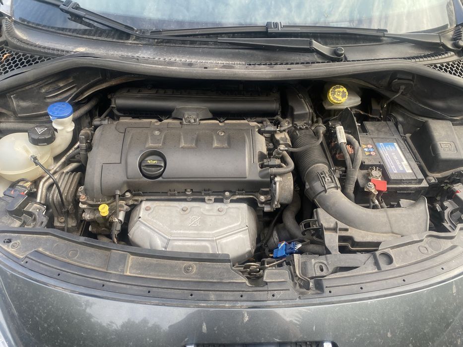 Бампер крило пежо 207 sw Peugeot 207 SW запчастини розборка