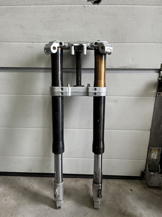 Lagi aprilia rs4 50 125 zawieszenie przód pólki