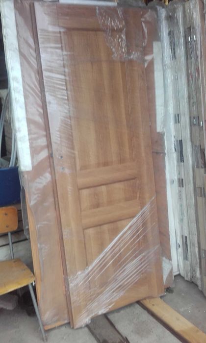 NOWE drzwi bez futryny.