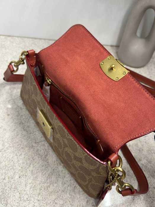 Сумка Coach Jet кросбоді коричнева/Женская кожаная сумка Коуч оригинал