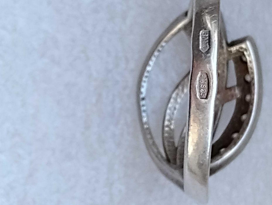 Biżuteria srebrna (kolczyki, pierścionek)