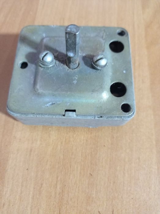 Перемикач ПМ-4. Переключатель.