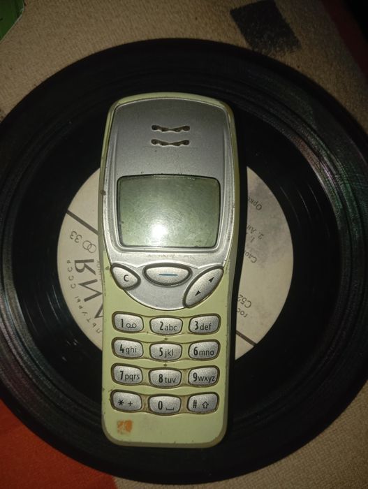 Nokia 3210 раритет