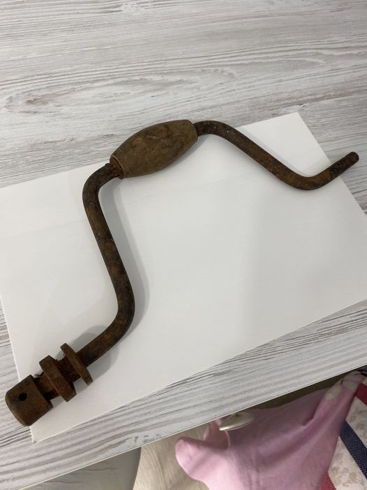 Продам коловорот старый