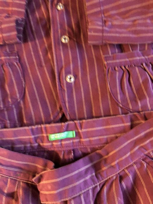 Roupa de menina, bom estado de conservação.