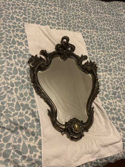 Vendo espelho de parede com moldura de Latão