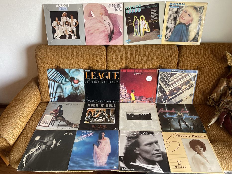 Lote de 128 Discos de vinil (lps)