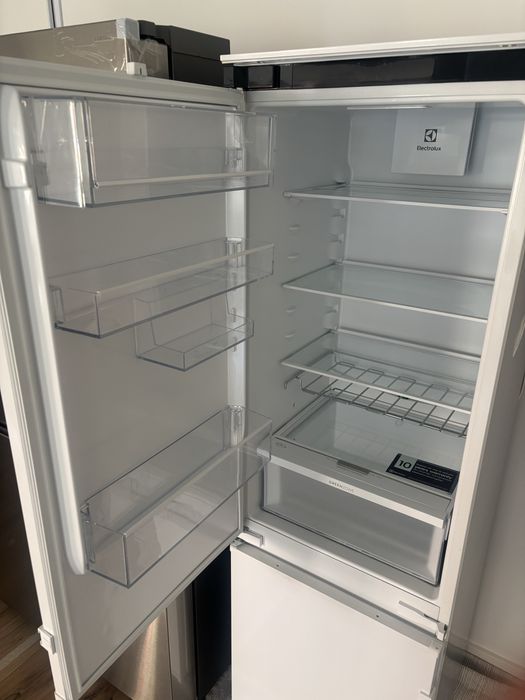 Frigorifico Eletrolux Combinado c/Garantia (Usado 6 Meses)