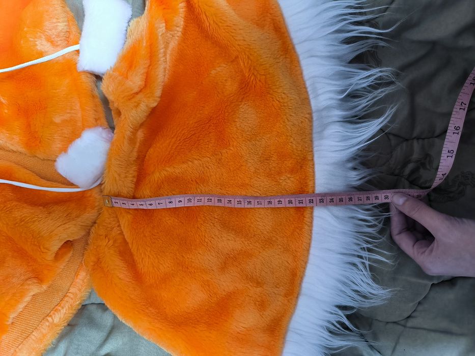 Карнавальні костюми пінгвіна,лисички