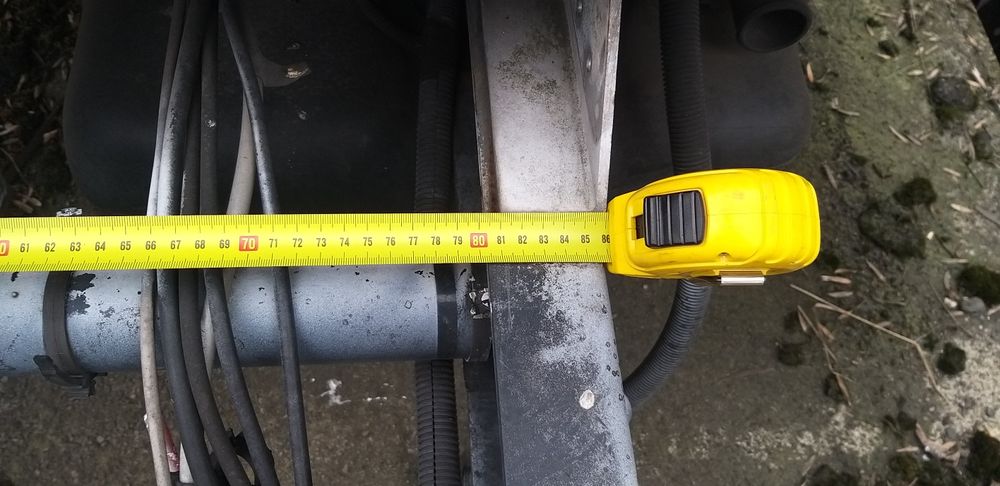 Zabudowa kontener + winda załadowcza