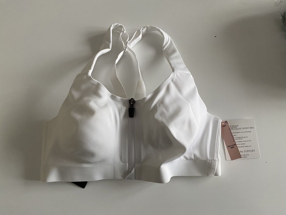 Спортивное бра без косточек с замочком спереди Victoria’s Secret, нов