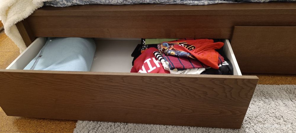 Cama com 4 gavetões 165x210