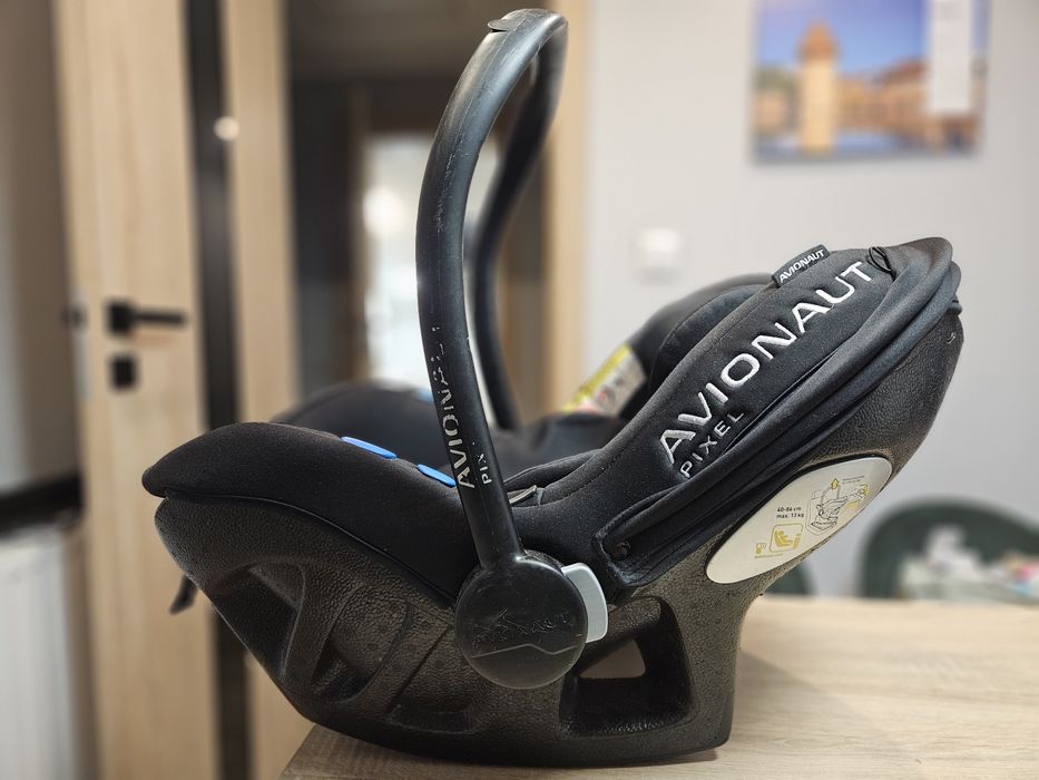 Nosidełko i baza isofix Avionaut