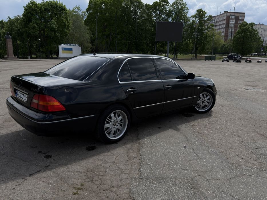 Lexus LS430 понторезка