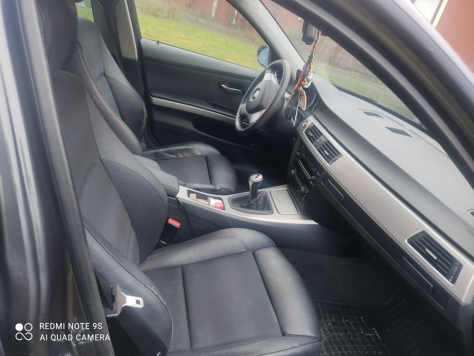 BMW seria 3  E90 2.0 benzyna 2006