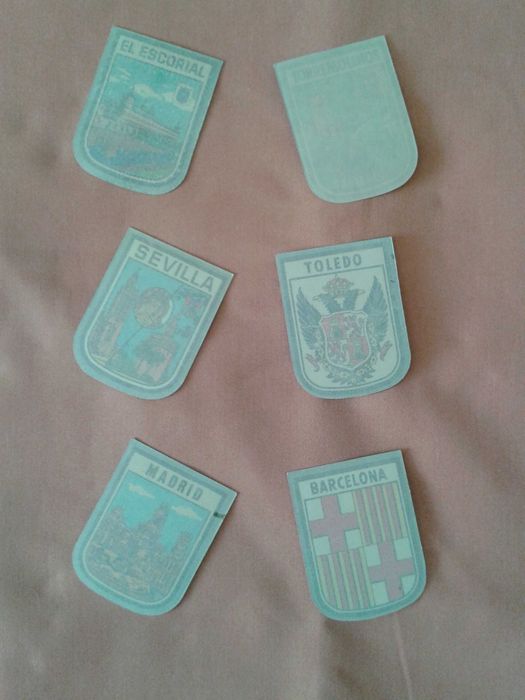 LOTE de 8 prospectos turísticos sobre Espanha+6 emblemas