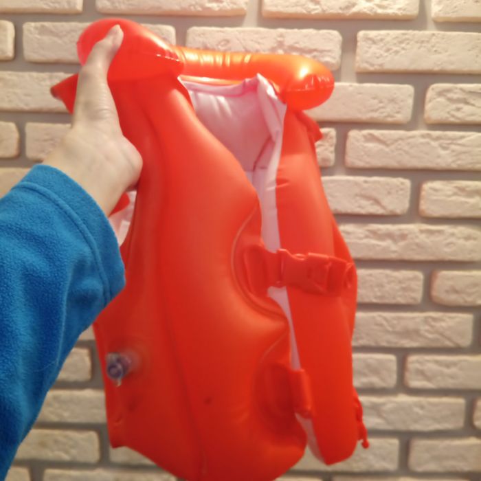 Желает для купания от 3-6 лет