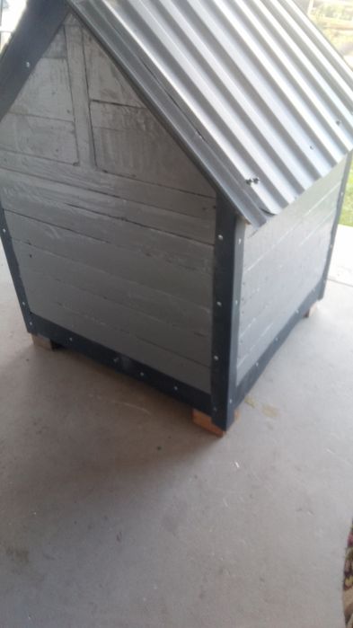 Собача будка,утеплена