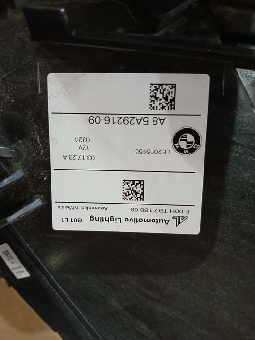 Фари для BMW X4 2023 рік.