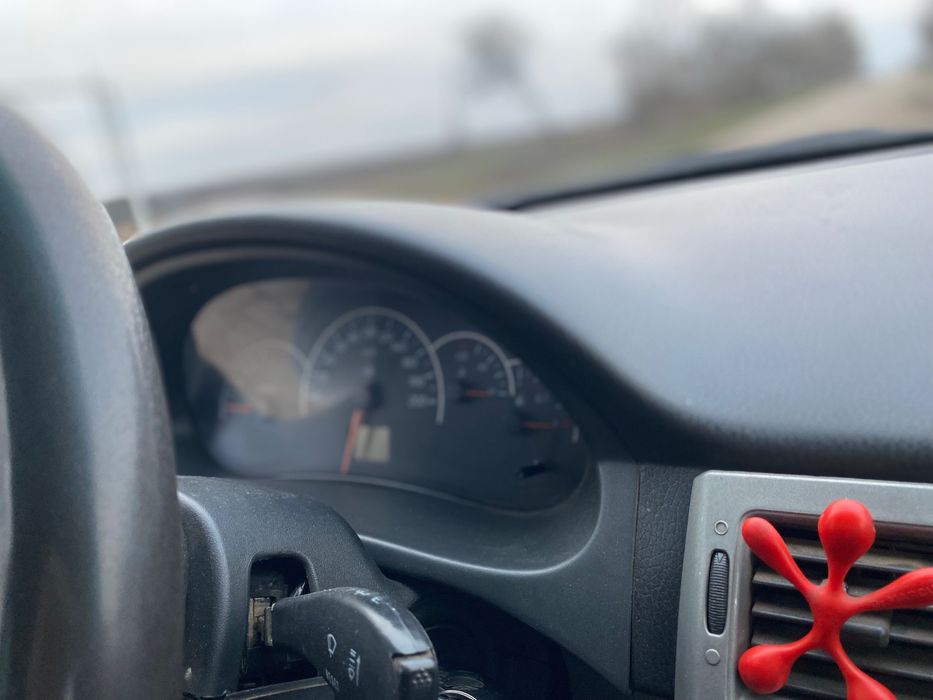 Продам машину Приору