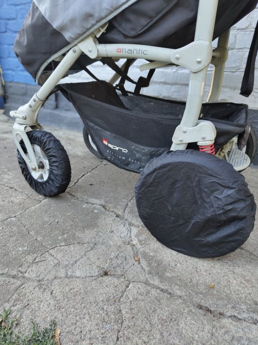 Продам дитячу коляску(+багато штучок до неї)