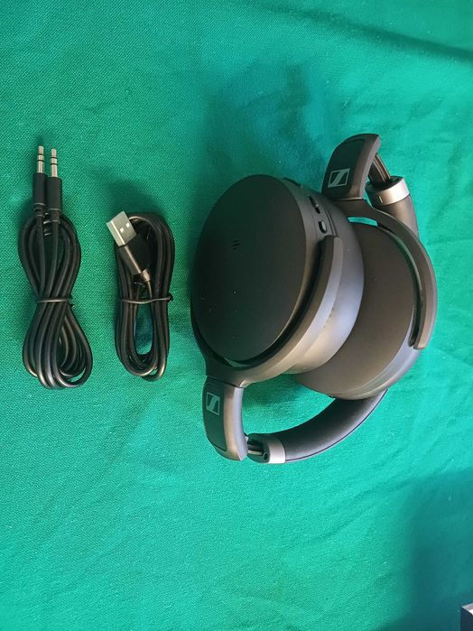 Auscultadores Bluetooth Sennheiser HD 450 BT - Preto